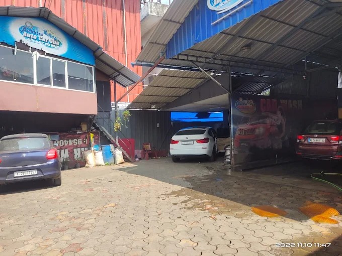 Bubbles Auto Car Spa Kovilkathumpadam