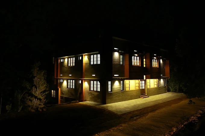 Dakshin Ghats Hotel Vellamunda