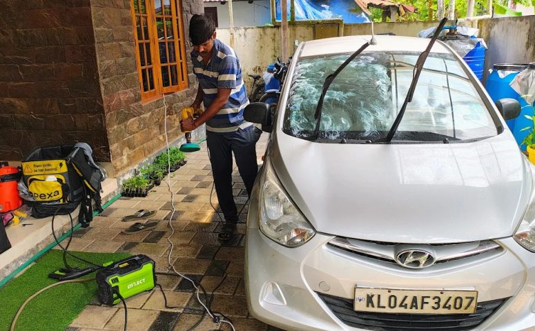 C4 Doorstep Car Wash Mannanchery