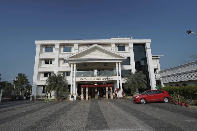 Hi Tech Auditorium Pirayiri