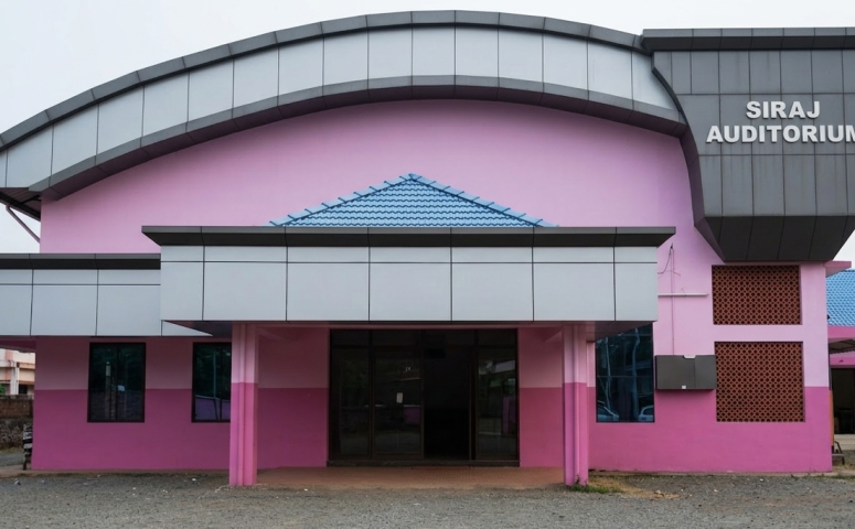 Siraj Auditorium Chappanangadi