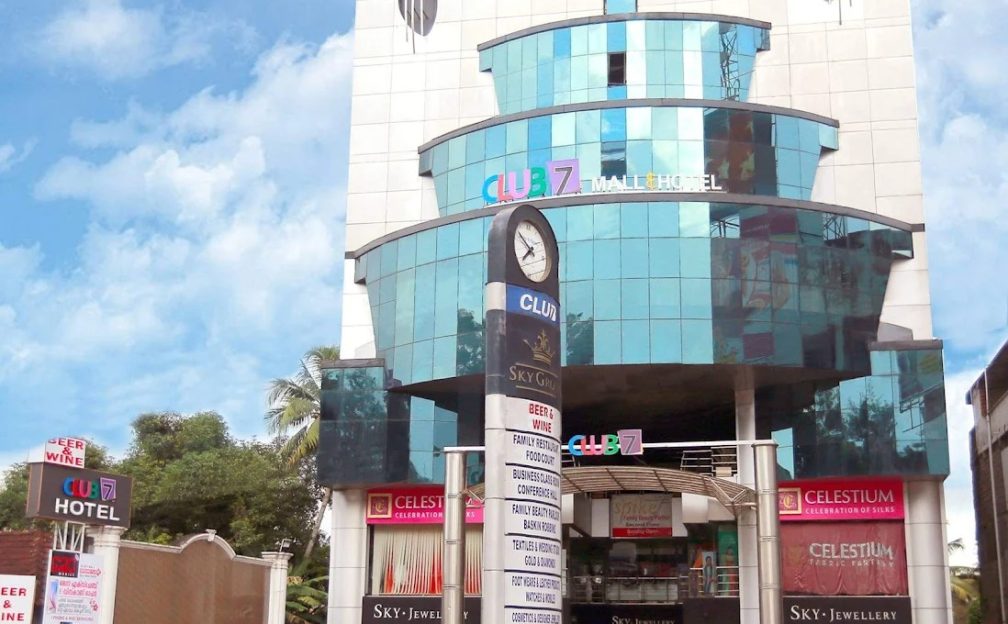 Club 7 Mall Thiruvalla