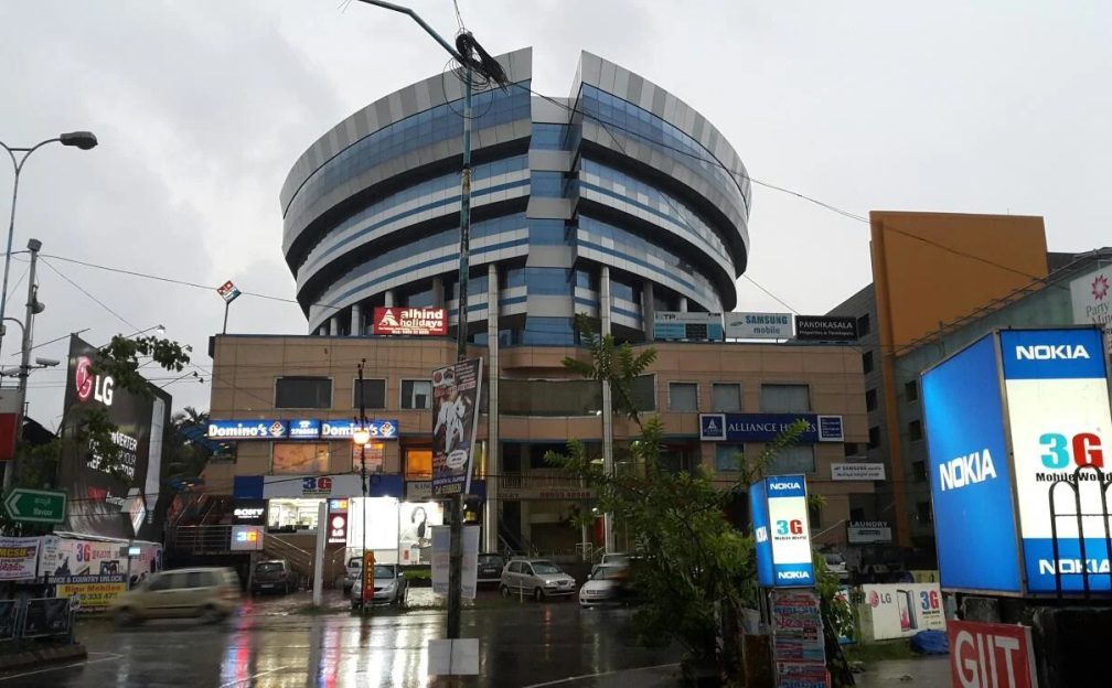 Lan-Ship Mall Tazhekkod