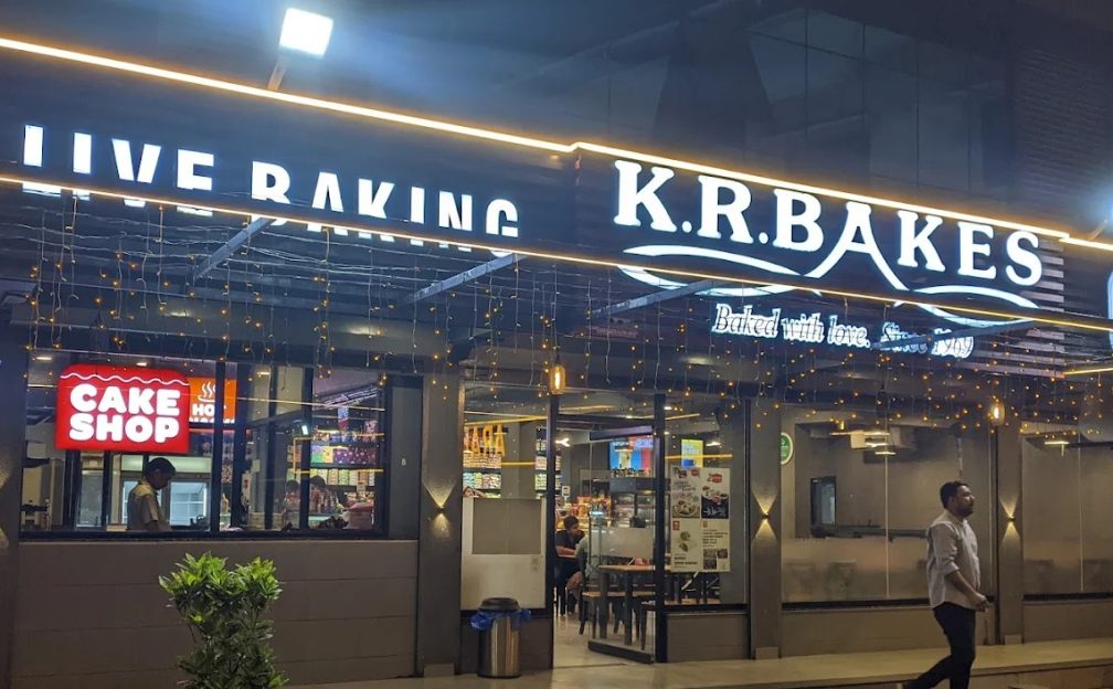 Kr Bakes Restaurant Malappuram