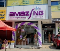 listing 4 Amazing Fashion Boutique