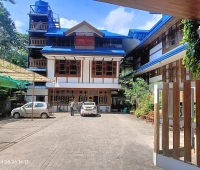 At Wood Hotel Pottankadu
