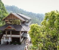 Breeze Valley Hotel Munnar