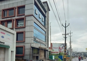 Dr. Rani Menon Maxivision Eye Hospital Ayyanthole