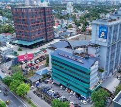 Ernakulam Medical Centre