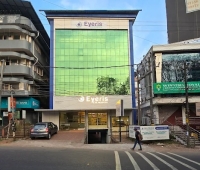 Eyeris Eye Hospital Thavakkara