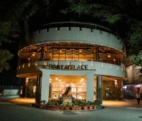 Fort Palace Hotel Kunathurmedu
