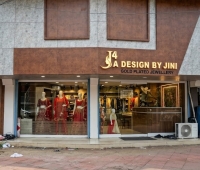 listing 4 J4 A Design By Jini