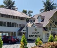 Oxygen Rainforest Hotel Venmony