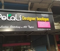 listing 6 Petals Designer Boutique
