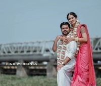 Pink Wedding Photography Valiyapadam
