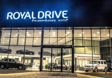 Royal Drive Used Cars Thondayad