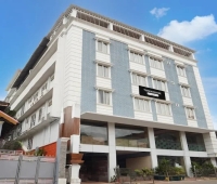 Super Townhouse Mg Road Trivandrum