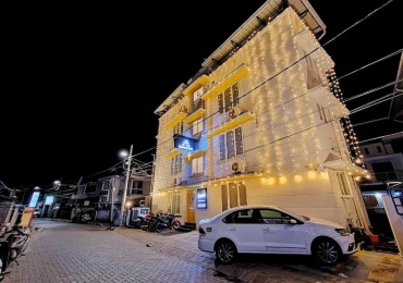 The Waves By The Beach Inn Ernakulam